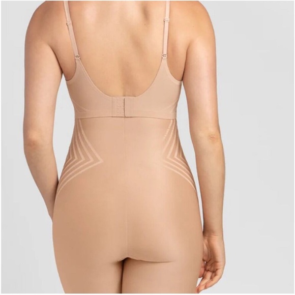 NWT HONEYLOVE Silhouette High-Waist Short in tan size large. - Picture 2 of 8